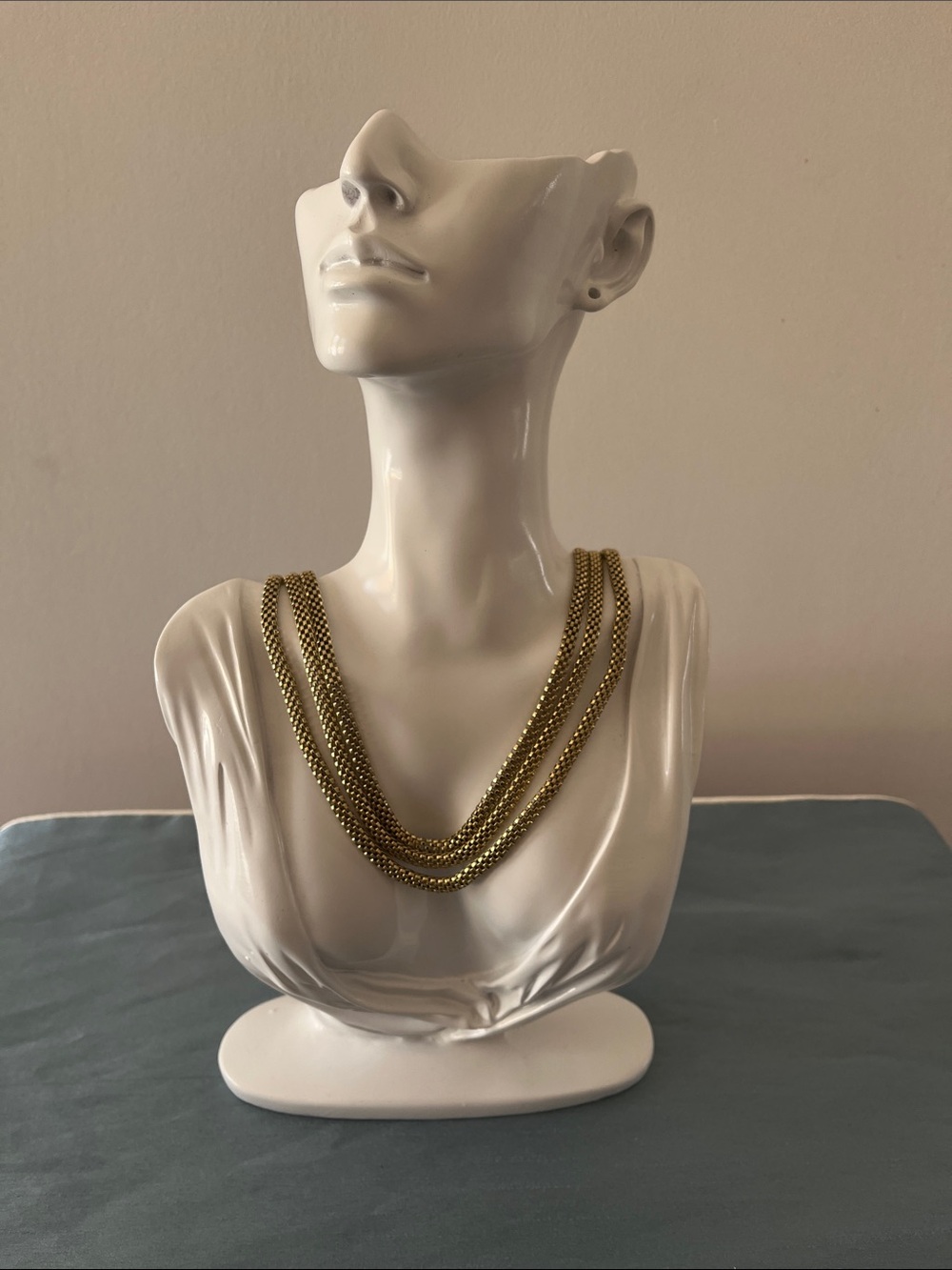 Vintage Signed SAO Gold Tone Triple Strand Mesh Chain Necklace
